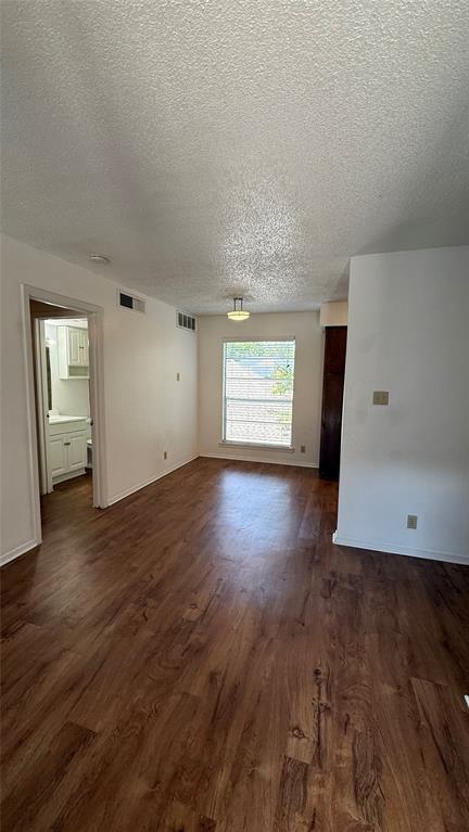 Building Photo - 2803 Hemphill Park