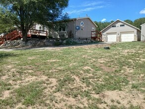 Building Photo - 50 Ballenger Ranch Rd