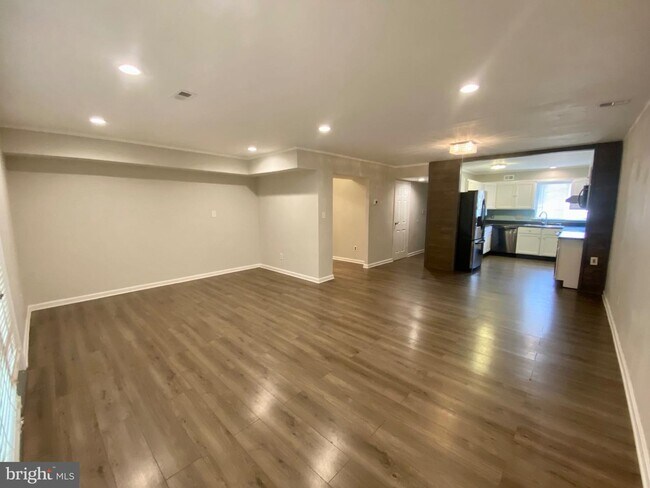 Foto del edificio - 232 Chenault Ct