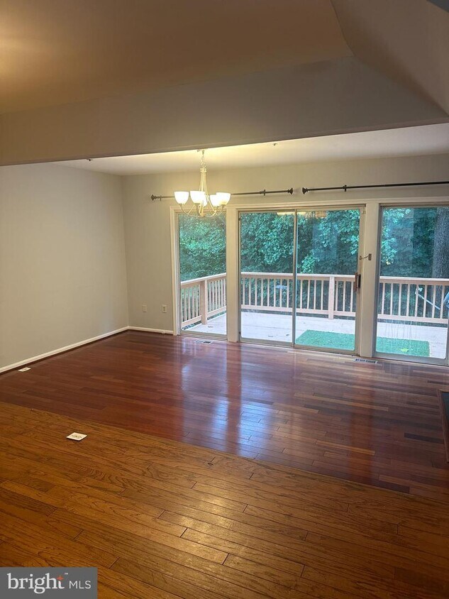 3816 Wildlife Ln, Burtonsville, MD 20866 Townhome Rentals in