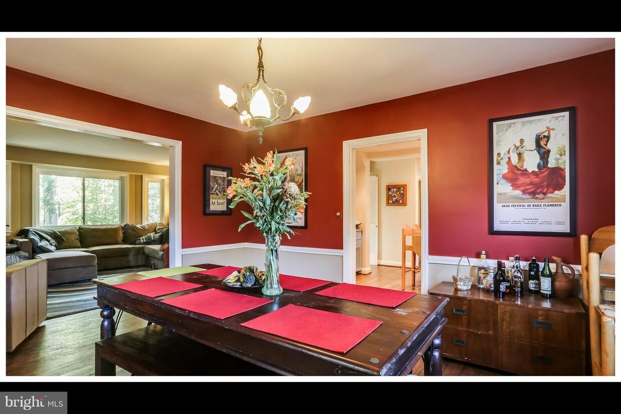 Foto principal - 5746 Cross Country Blvd