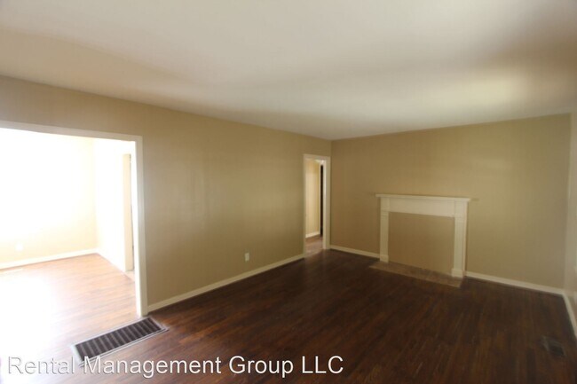 Building Photo - 2 br, 1 bath House - 5605 Court O