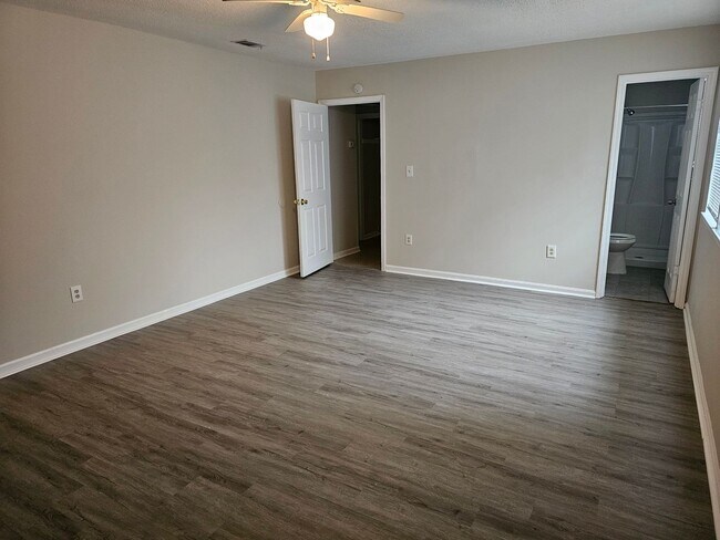 Foto del edificio - 2318 Alabama Ave