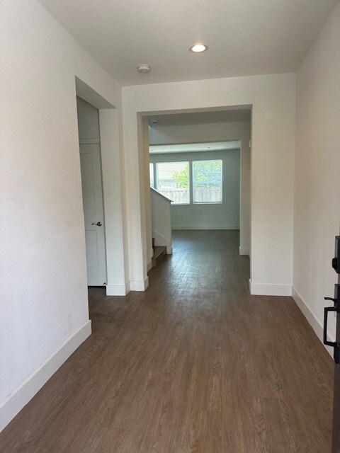 Foto del edificio - 2657 Amora Cir