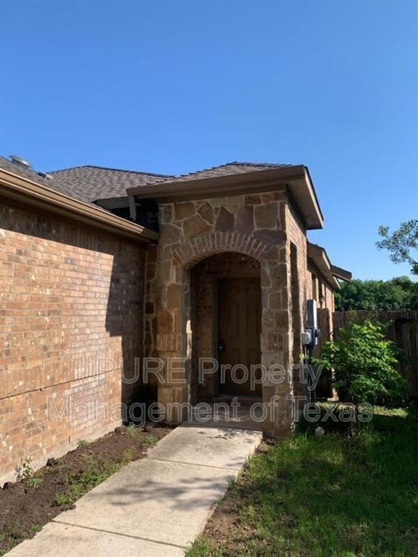 Building Photo - 1144 Brendon Lee Lane
