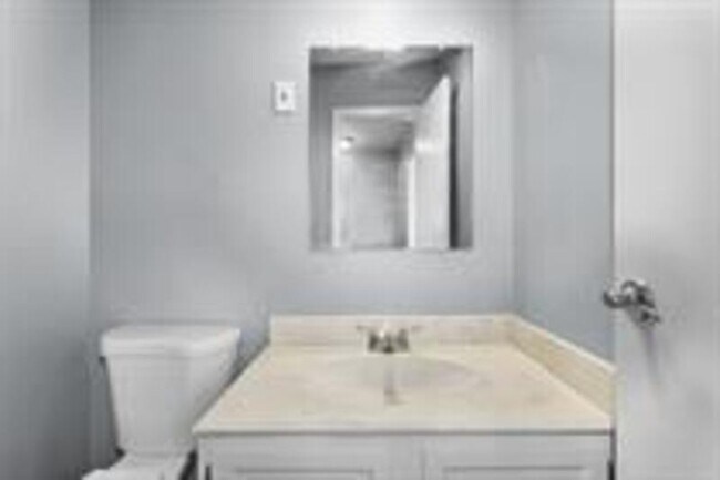 Foto del edificio - 650 NW Valleybrook Rd