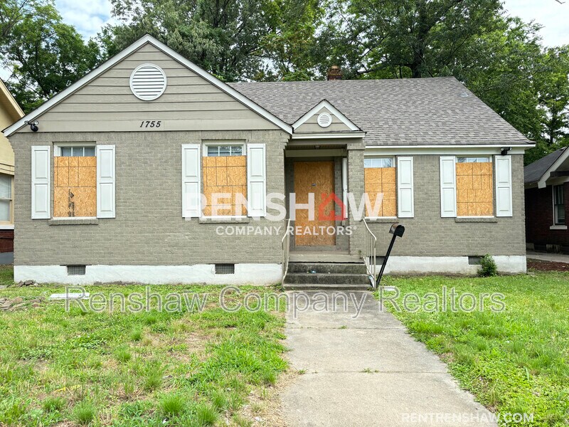 Foto principal - 1755 Jackson Ave