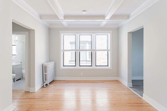 Foto del edificio - 6143 S Dorchester Ave