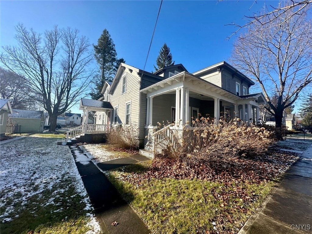 Foto principal - 7 N Jefferson St