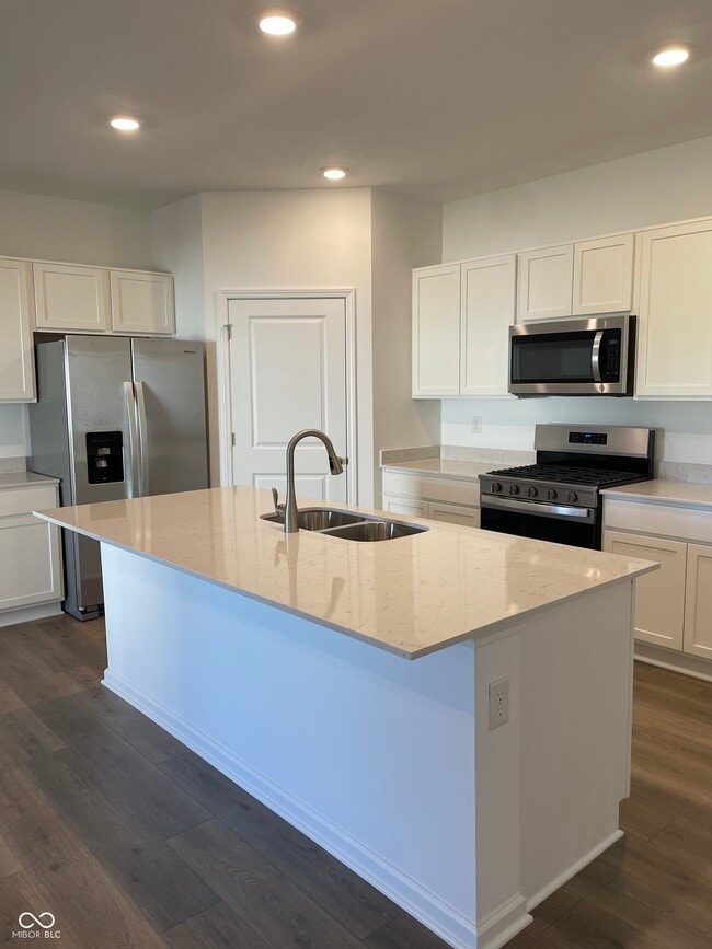 Foto del edificio - 940 Saddlebrook Farms Blvd