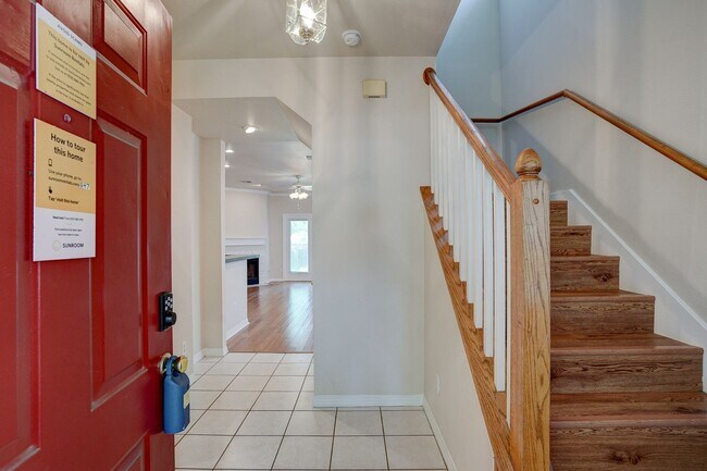 Building Photo - 4502 Avenue-B