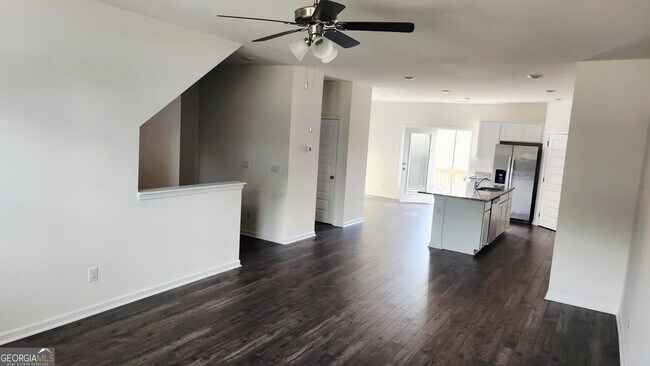 Building Photo - 969 Cades Walk