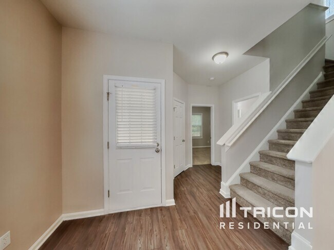 Foto del edificio - 5816 Wynmore Road