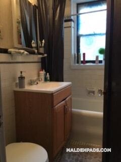 Foto del edificio - 349 Pleasant St