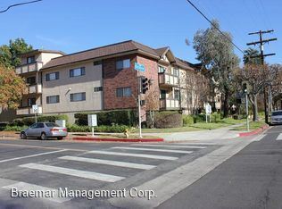Foto principal - 12647 Burbank Blvd