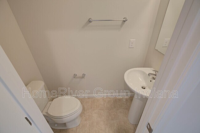 Building Photo - 2729 Pointe Harbour Dr