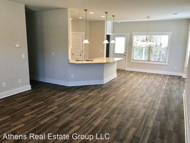 Building Photo - 3 br, 2 bath House - 540 Park West Boulevard