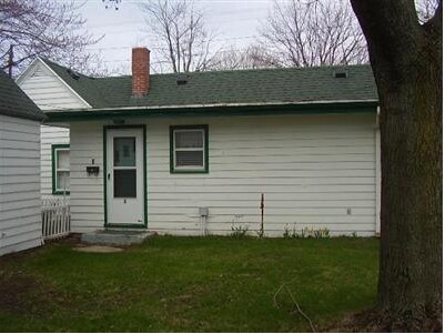 Building Photo - 422 N Ferry St