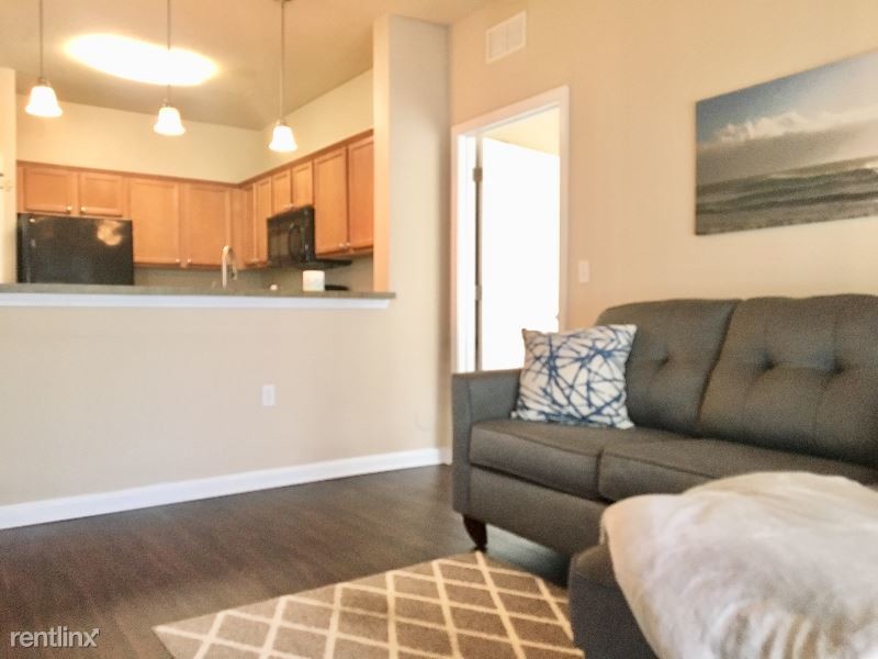 Foto principal - 9747 Tranquility Lake Cir