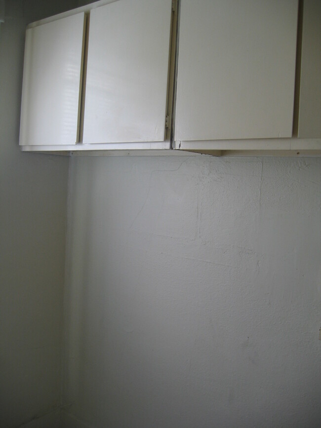 Kitchen 2 - 135 N Montezuma St