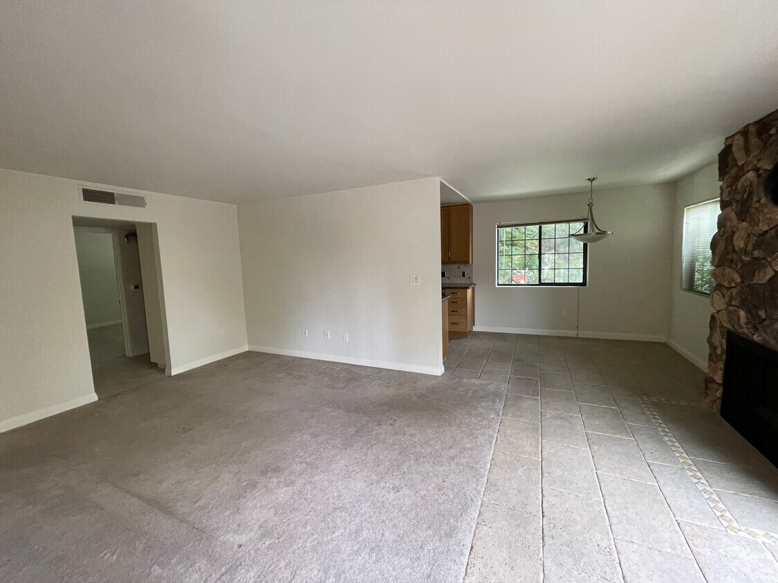 2250 S Beverly Glen Blvd Unit 101, Los Angeles, CA 90064 2250 S