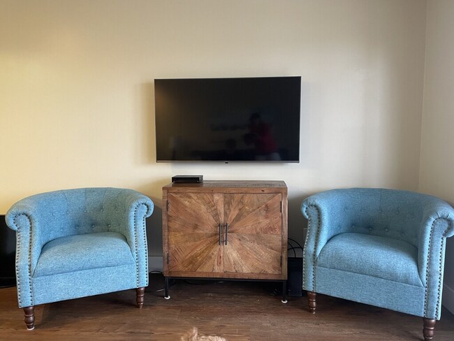 Foto del edificio - 1900 Duffy St