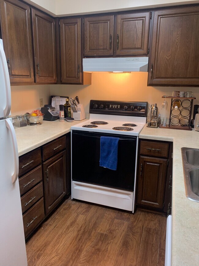 Foto del edificio - 912 W MacArthur Ave