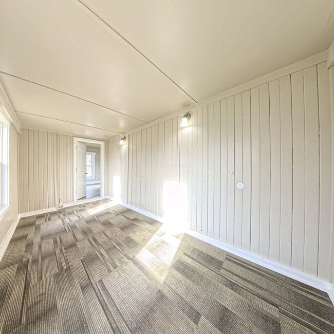 Foto del edificio - Newly remodeled 3 bedroom 2 bathroom home-Located in Jefferson