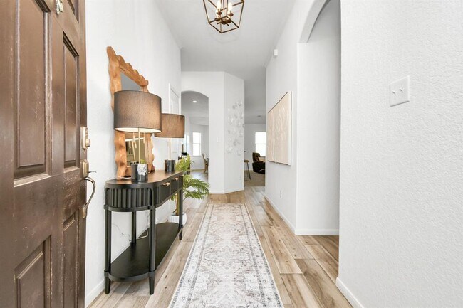Foto del edificio - 2815 Empire Oaks Lane