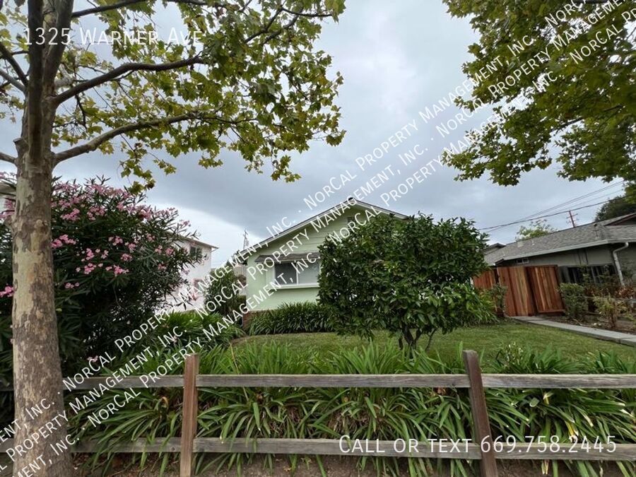 Photo - 1325 Warner Ave-
