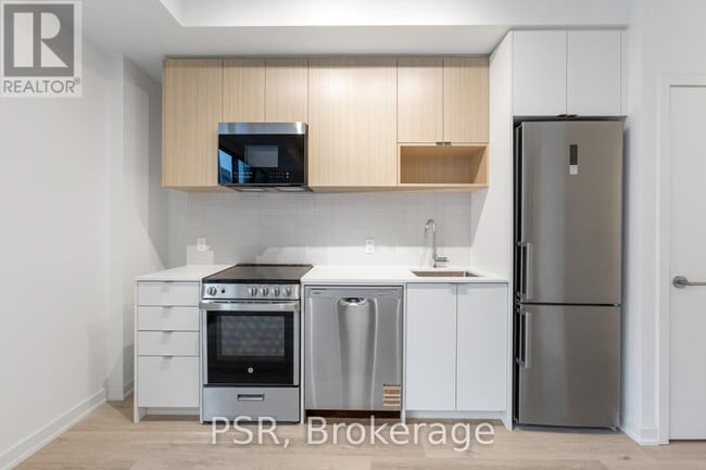 Building Photo - 4365 Bloor St W