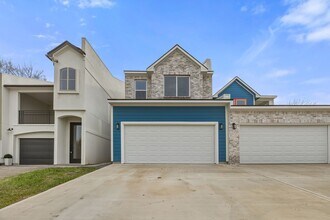 Building Photo - 117 Capetown Ln