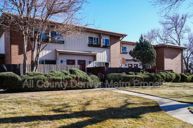 Photo - 2808 Eaton St Townhome