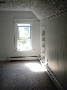Building Photo - 606 Pearl St