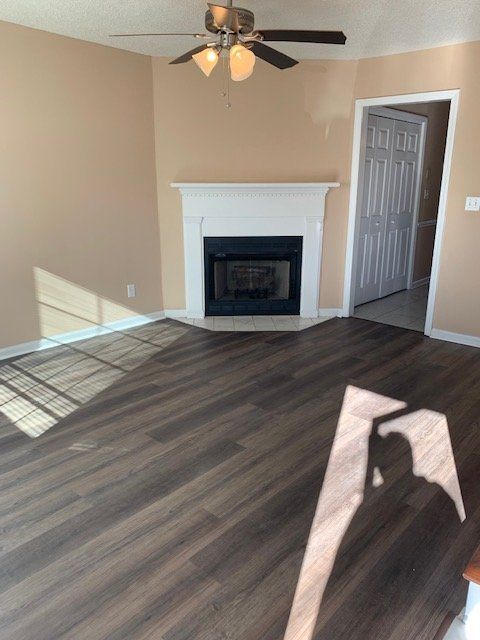 Foto del edificio - 3800 Sterling Pointe Dr