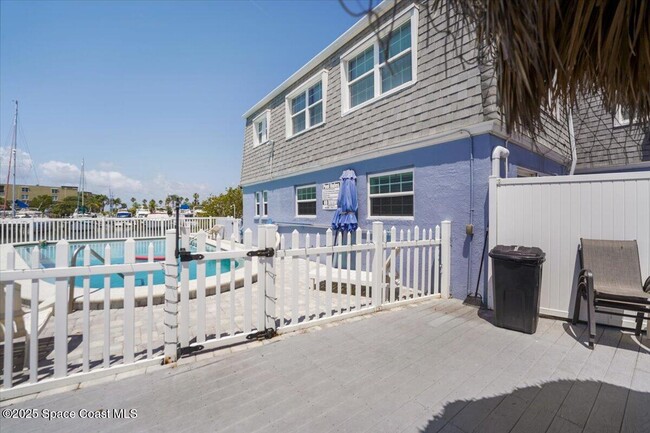 Building Photo - 390 W Cocoa Beach Causeway