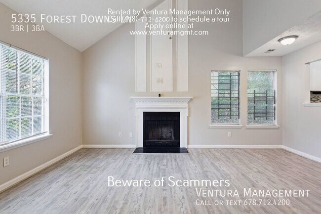 Foto del edificio - 5335 Forest Downs Ln