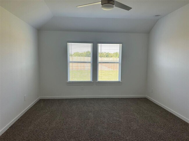 Building Photo - 2832 Willow Gulch Way