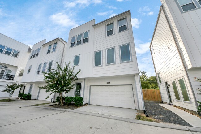 Foto del edificio - 1907 Lonestar Brook Ln
