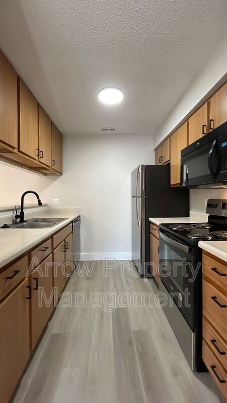 Foto del edificio - 2384 N 44th St