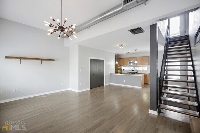 Foto del edificio - 110 Moreland Ave NE