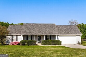 Building Photo - 372 Kay Dr
