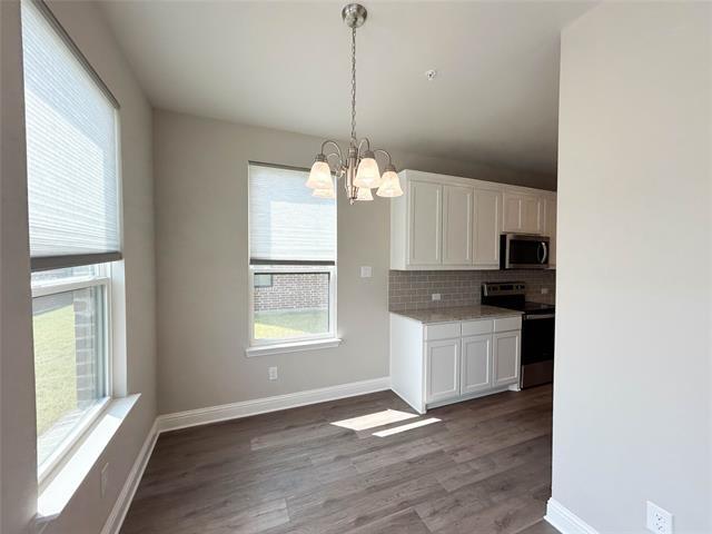 Building Photo - 2041 Layla Dr