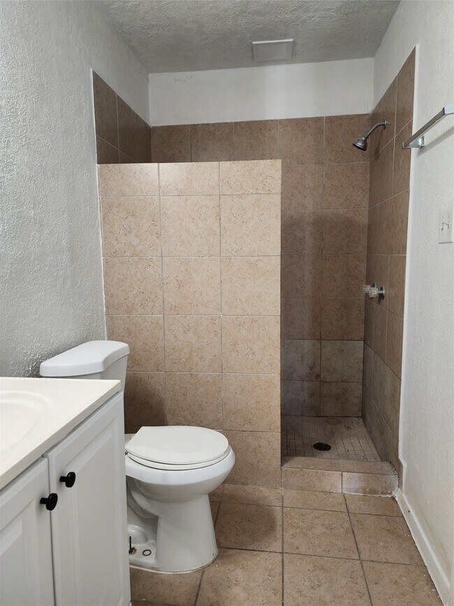 Foto del edificio - 14033 Garber Ln