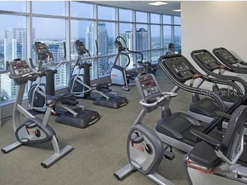 Building Photo - 111 E Washington St