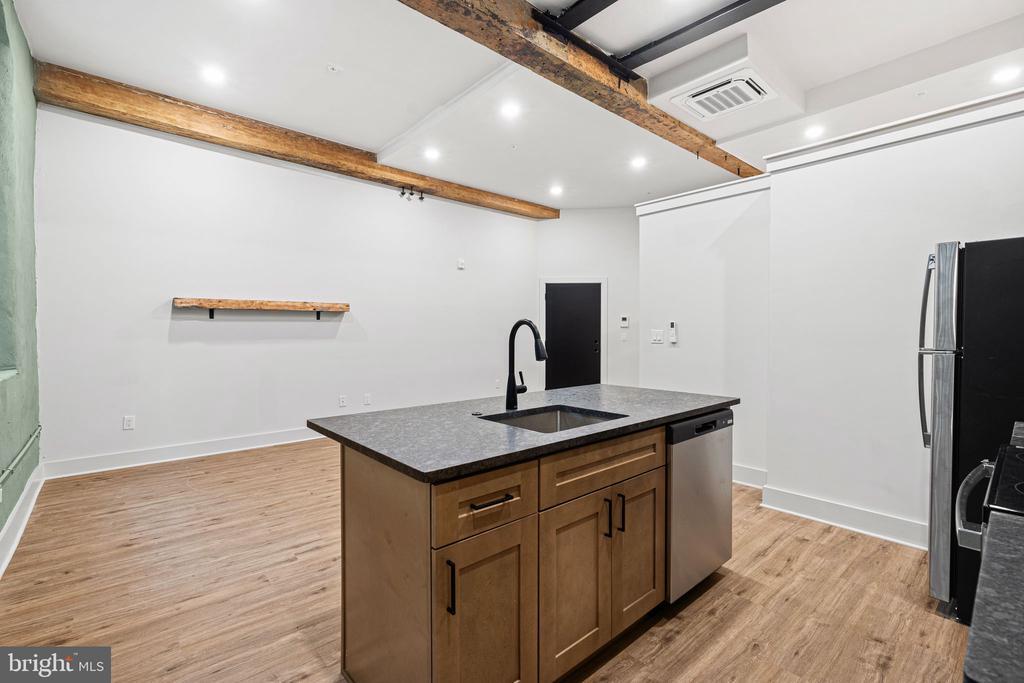 Foto principal - 201 Leverington Ave