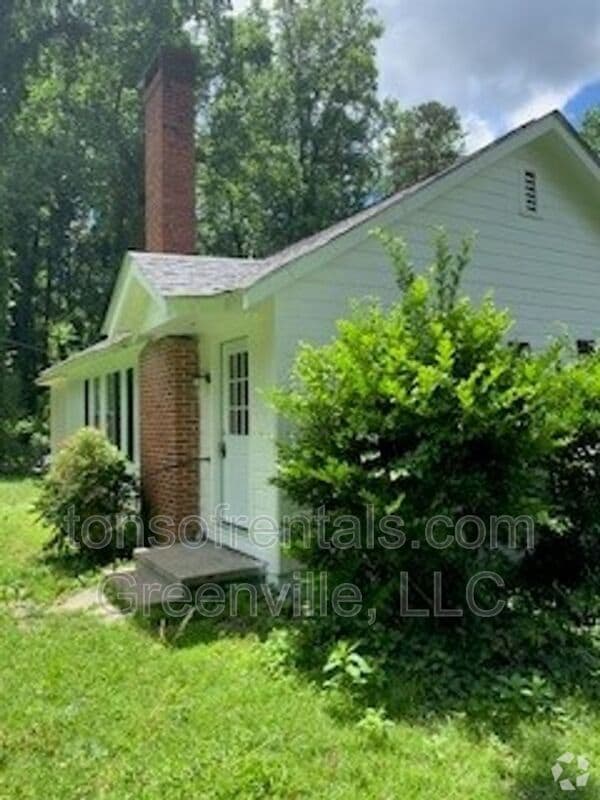Building Photo - 8863 Warren H Abernathy Hwy