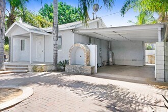 Building Photo - 10722 Wells Ave