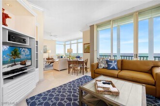 Building Photo - 7515 Pelican Bay Blvd