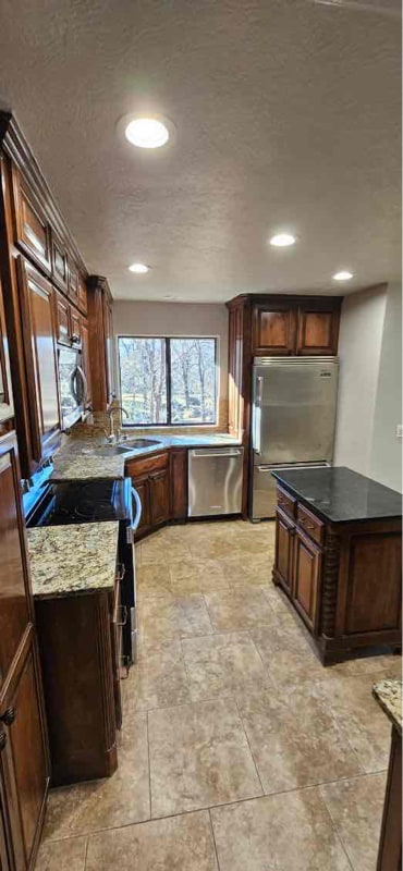 Building Photo - 2308 Shady Tree Ln